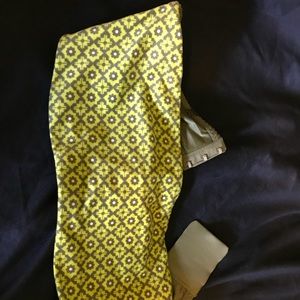 Victoria’s Secret Strapless bra